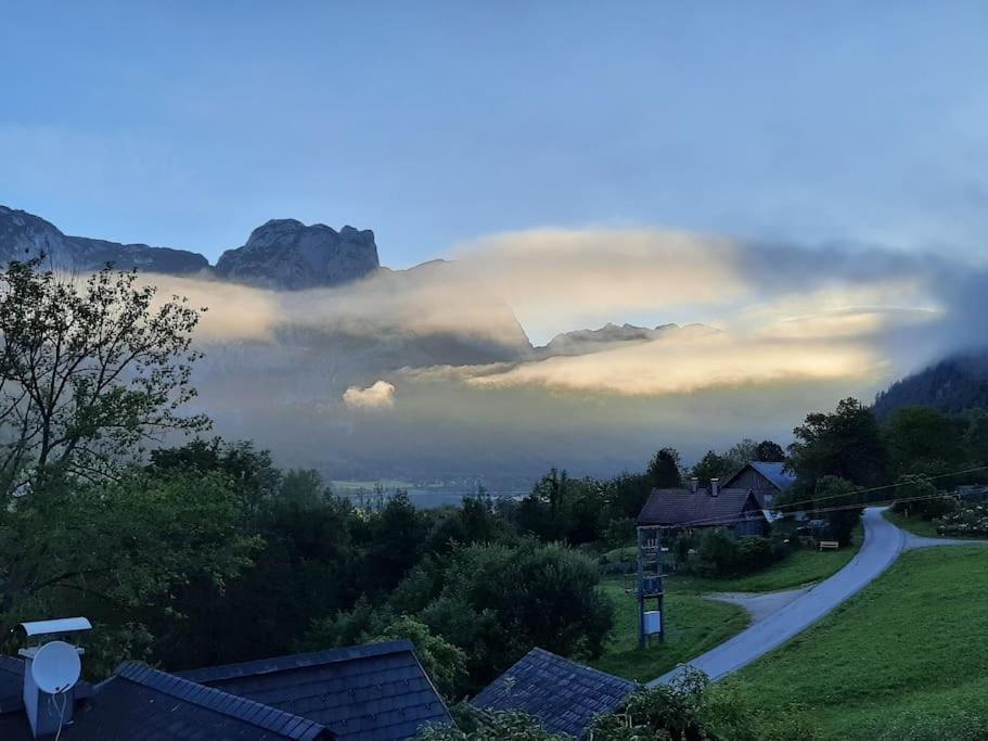 S'Rastl Direkt Mit Bergpanorama Apartman Grundlsee Kültér fotó