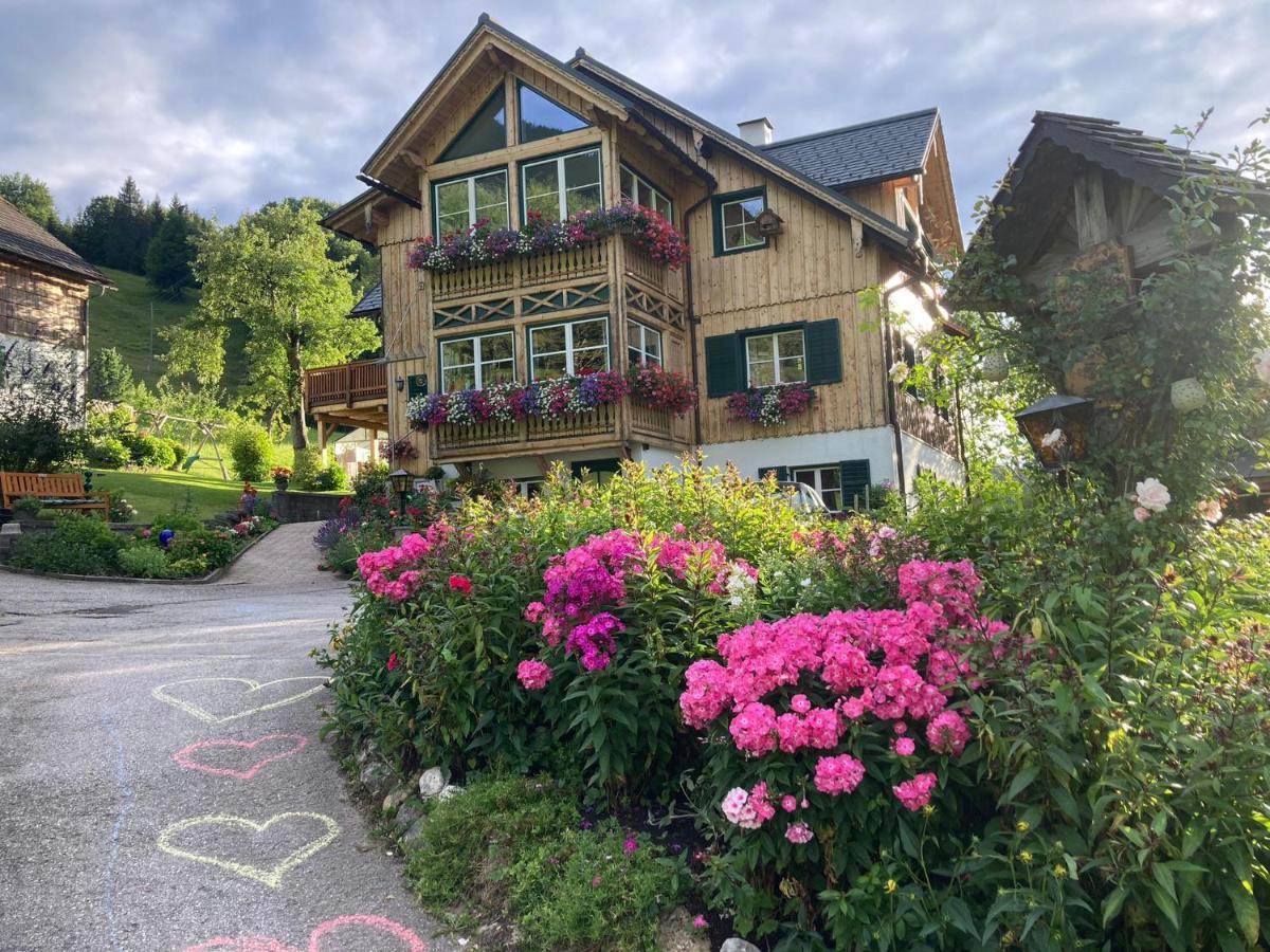 S'Rastl Direkt Mit Bergpanorama Apartman Grundlsee Kültér fotó